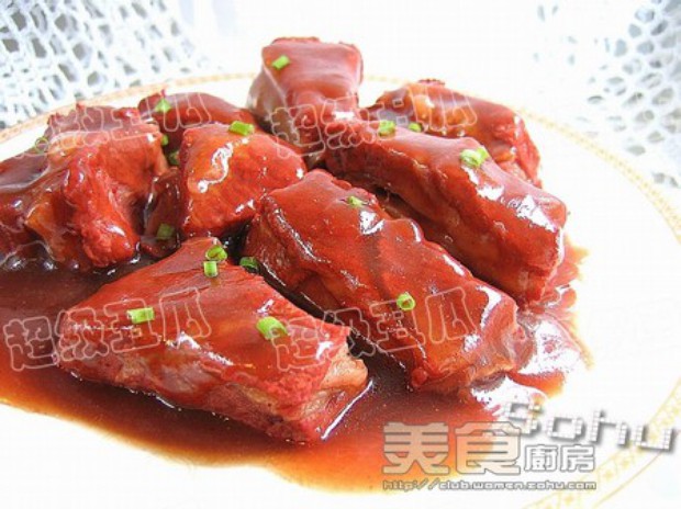 腐乳汁炖排骨的做法