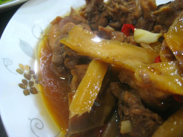 子姜煲鸭的做法