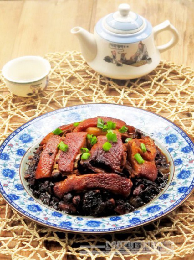 梅干菜蒸鸭子的做法