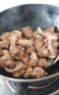 啤酒鸭的做法步骤3