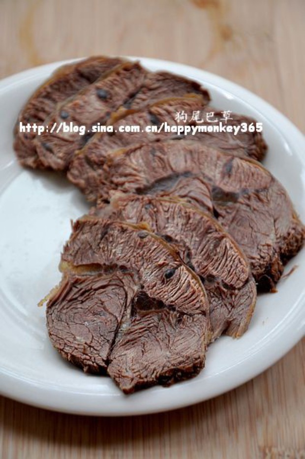 卤牛肉的做法