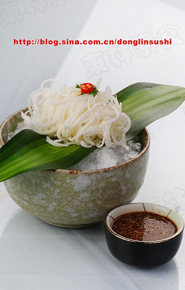 生吃山药细丝卷的做法