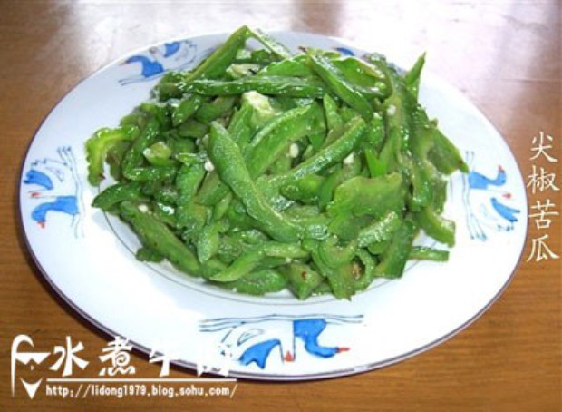 尖椒苦瓜的做法
