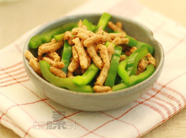 青椒炒豆丝的做法