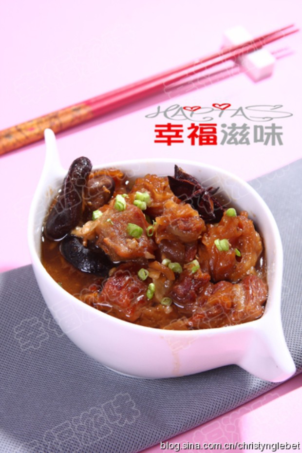 酱焖香菇牛腩的做法