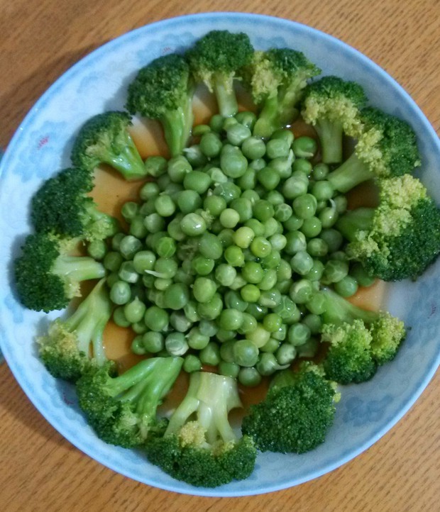 豌豆扣西兰花的做法