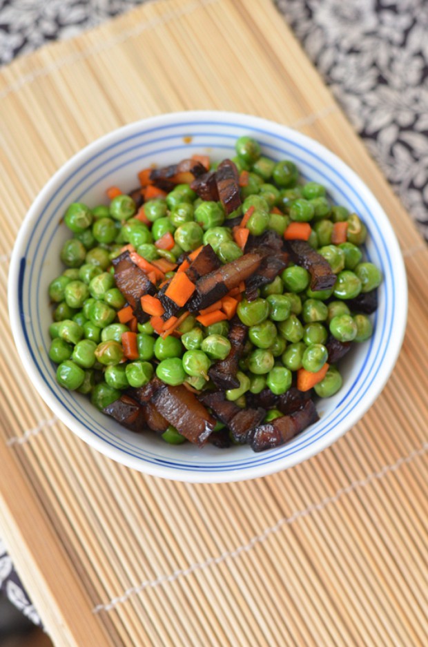 腊肉焖青豆的做法