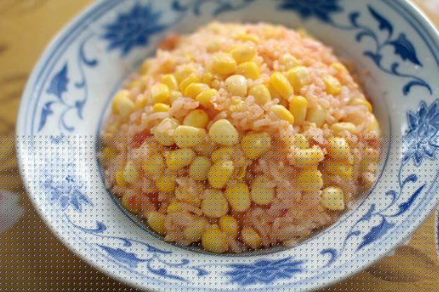 西红柿玉米箜饭的做法