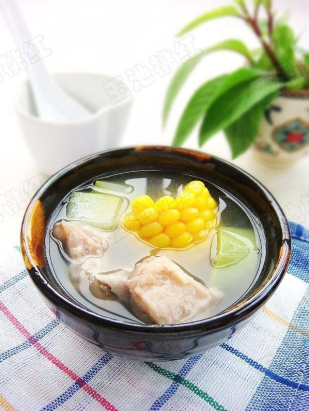 玉米葫芦瓜排骨汤的做法