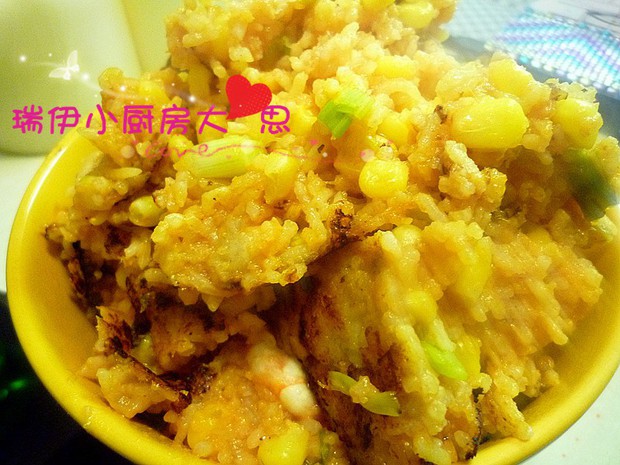 茄汁鱼泥玉米粒炒饭的做法