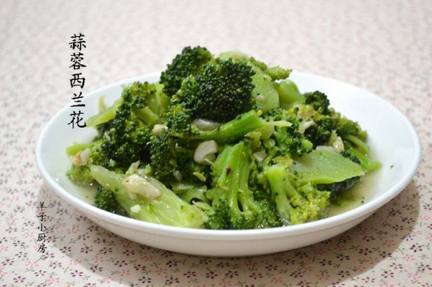蒜蓉西兰花的做法