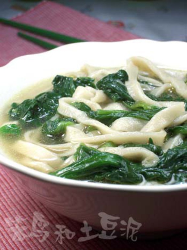菠菜手擀面的做法