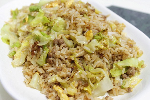圆白菜肉末蛋炒饭的做法