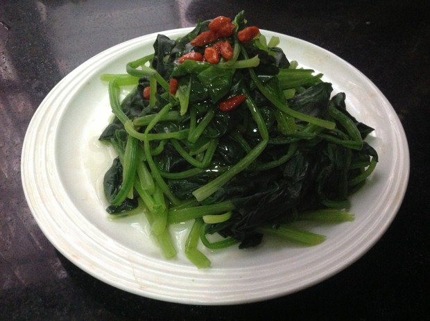 汆菠菜的做法