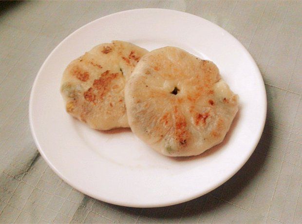 青椒鸡蛋馅饼的做法