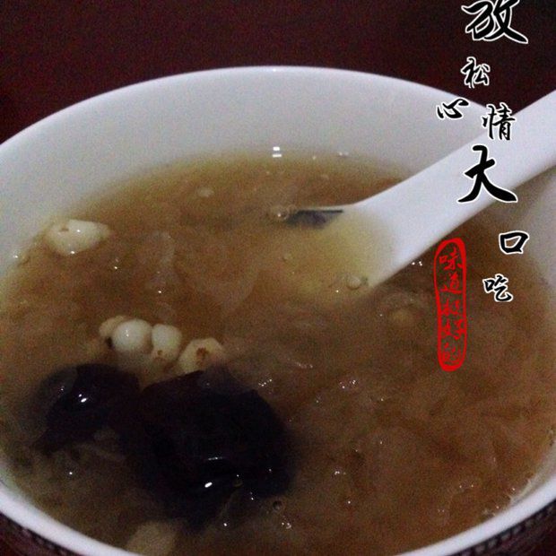 银耳薏仁汤(电饭煲超简单版)的做法