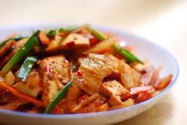 湖南新化白溪豆腐干炒回锅肉的做法