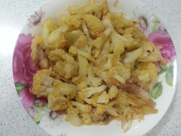 炒菜花的做法