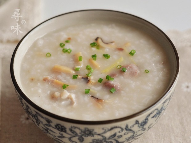 美味又营养--墨鱼瘦肉粥的做法