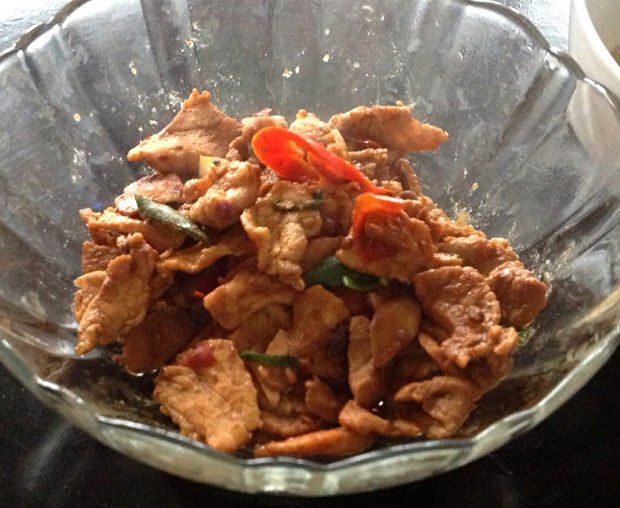 无油版青椒炒瘦肉的做法