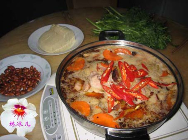 腊肉火锅最相宜的做法