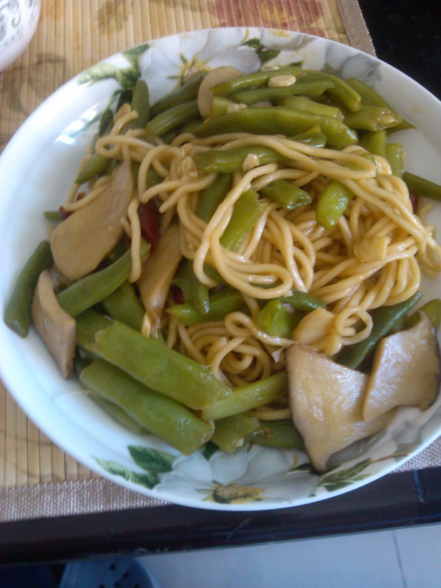 扁豆焖面(纯素简易版)的做法