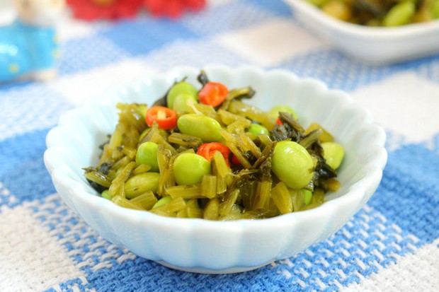 毛豆炒腌菜的做法
