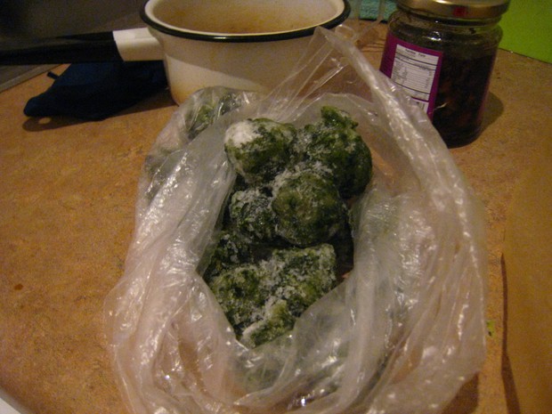 菠菜鱼圆/虾圆的做法