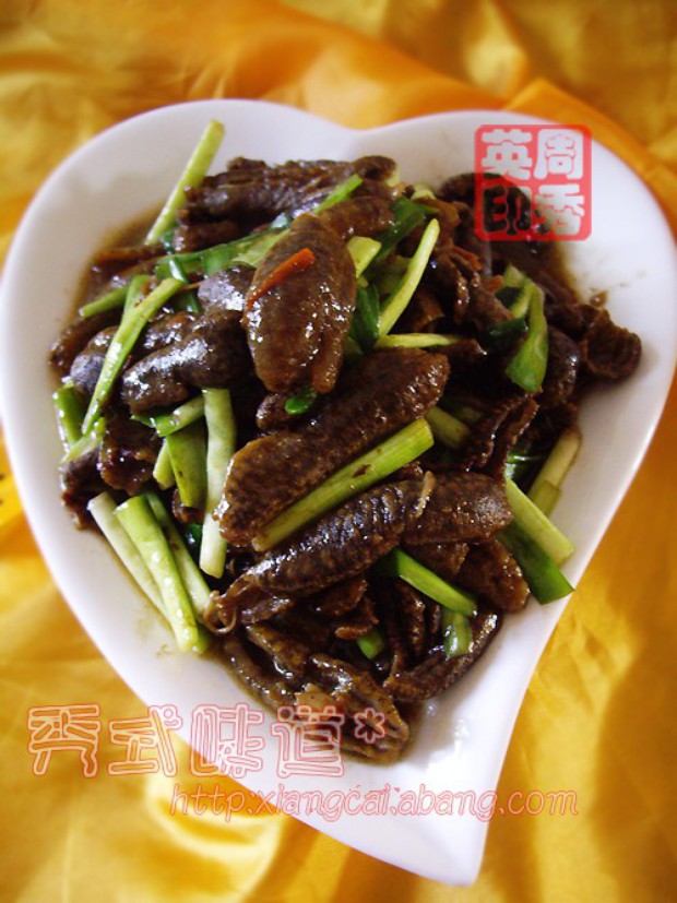 鸡汤焖海参的做法
