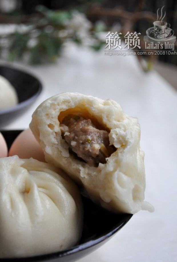 莲藕鲜肉包的做法