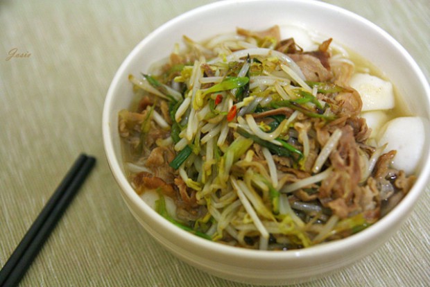 爆炒羊肉之鱼丸汤面的做法
