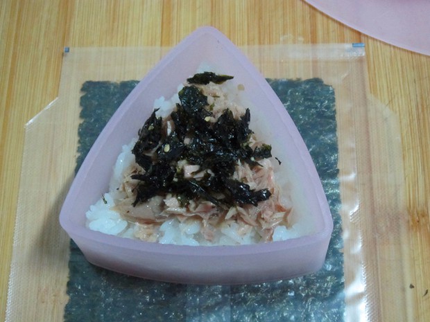 三角紫菜包饭的做法