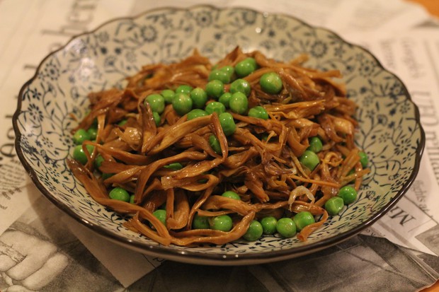 董太的私房菜--豌豆炒黄花的做法