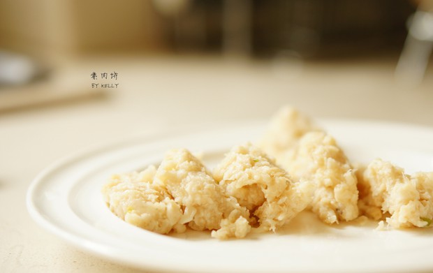 猴头菇素肉饼的做法