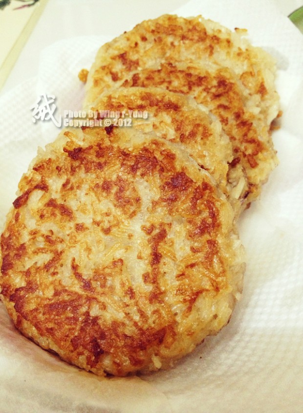 香煎糯米藕饼的做法