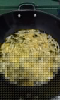 Ӳ 4