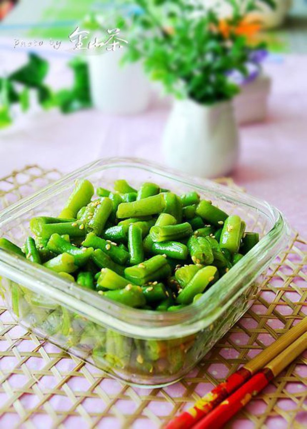 芝麻拌豆角的做法