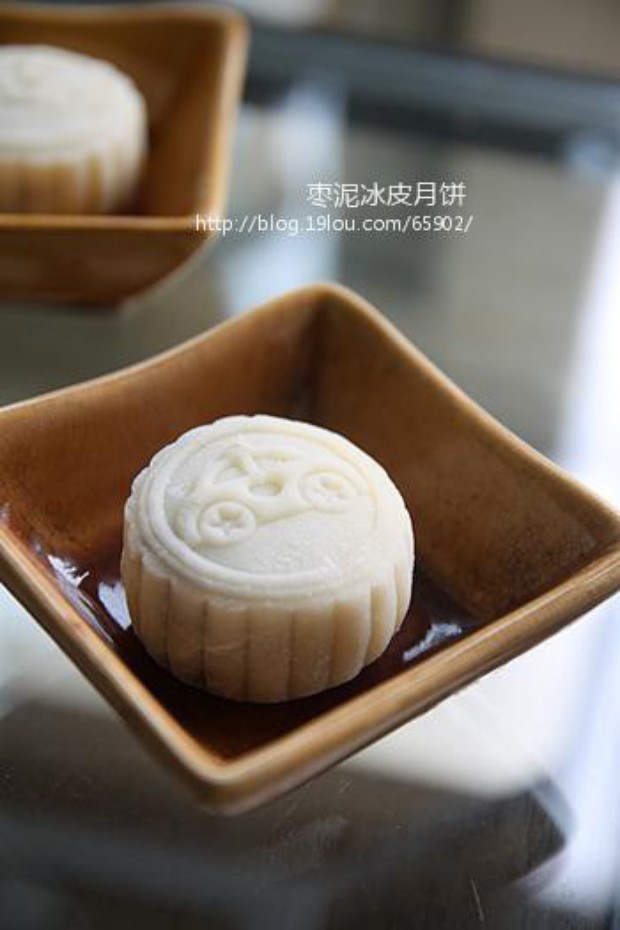 枣泥冰皮月饼的做法