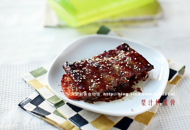 梨汁烤排骨的做法
