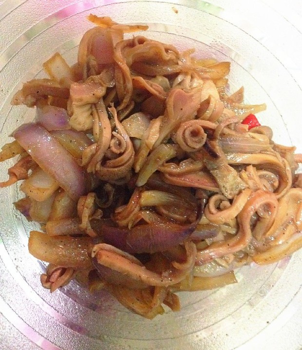 黑胡椒洋葱肚丝的做法