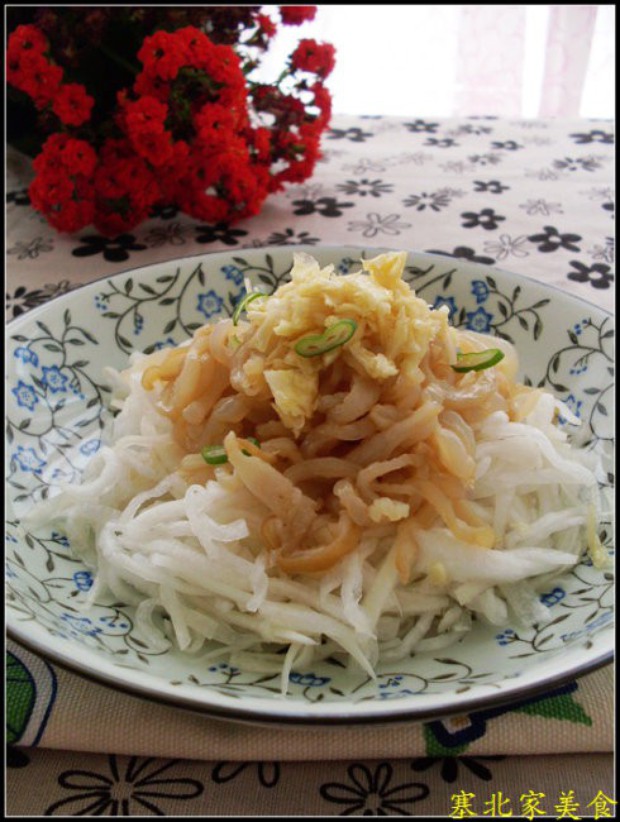 蒜泥海蜇萝卜丝的做法