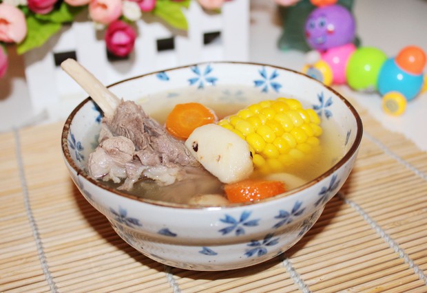 马蹄胡萝卜煲猪腱的做法