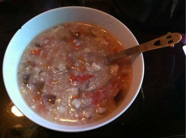 西红柿香菇粥的做法