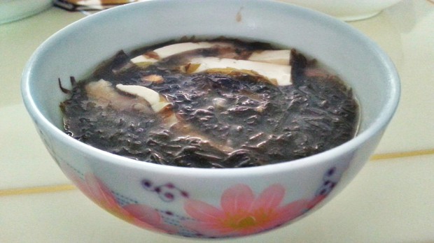 银鱼紫菜豆腐汤的做法