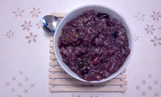 十全大补养生八宝粥(电饭煲)的做法