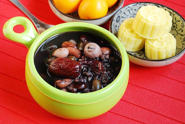 黑米红枣杂豆粥的做法