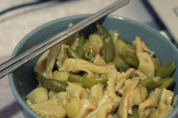 电饭锅豆角焖面的做法