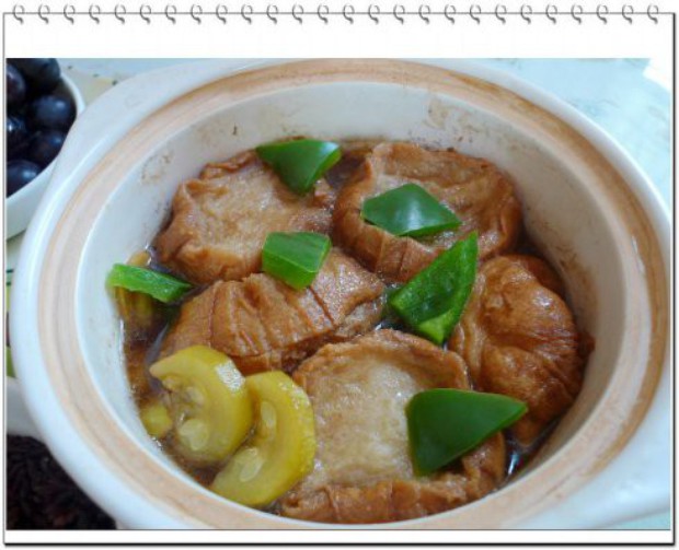 西葫芦炖日式油麸的做法