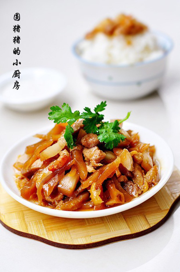 头菜蒸猪肉的做法