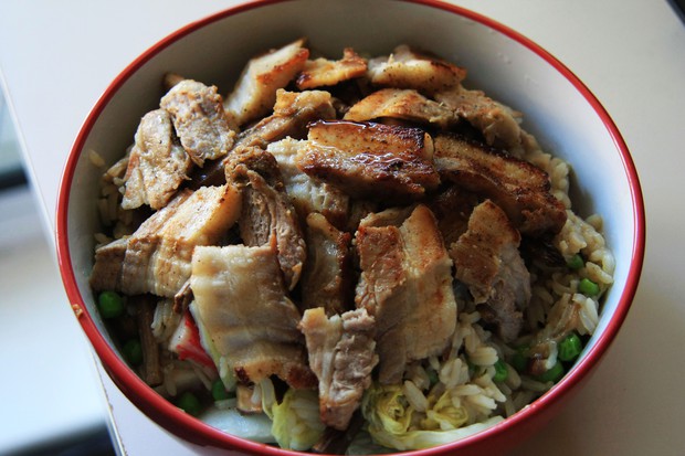 干煎五花肉烩饭的做法